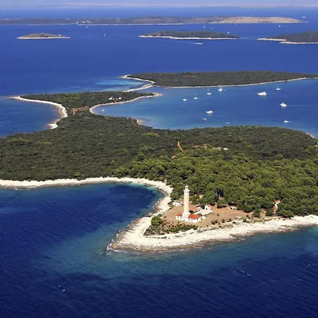 In Mit Meerblick, Balkon, Klimaanlage, W-lan 4659-3 Luka (Dugi Otok)
