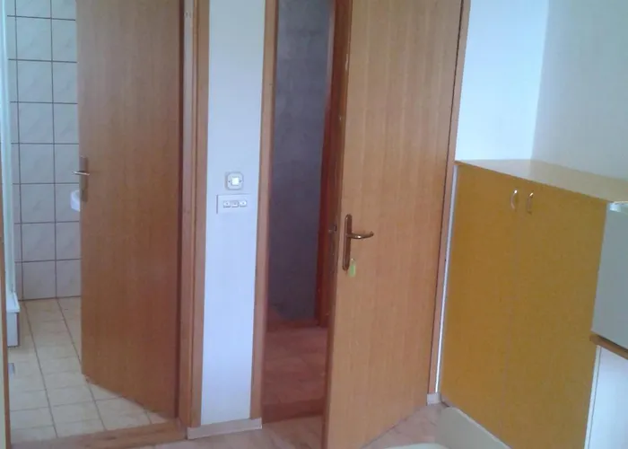 In Mit Meerblick, Balkon, Klimaanlage, W-lan 4659-3 Luka (Dugi Otok)